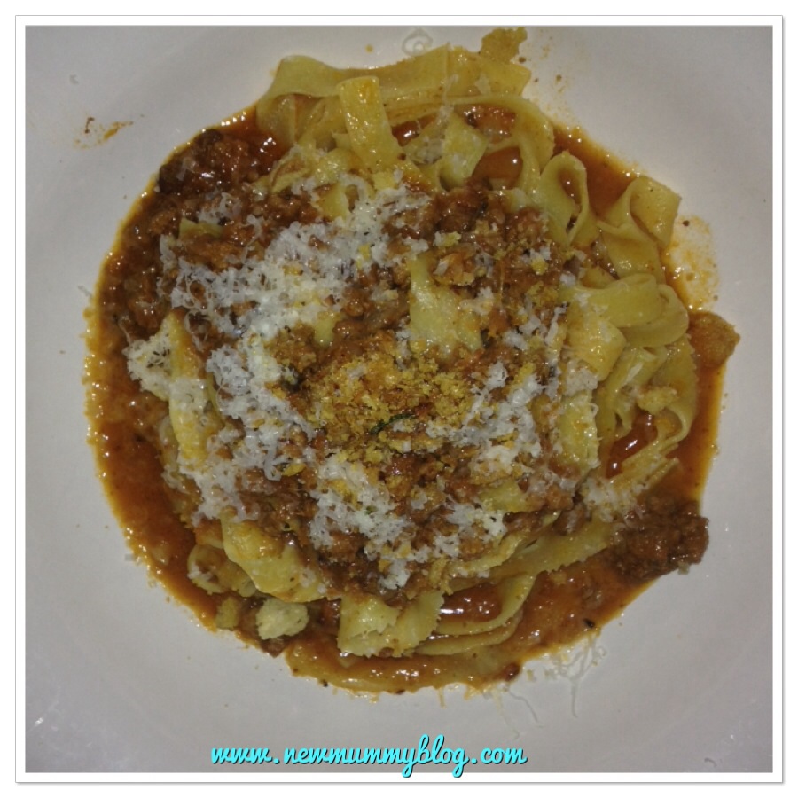 New mummy blog reviews Jamie's Italian super lunch tagliatelle 