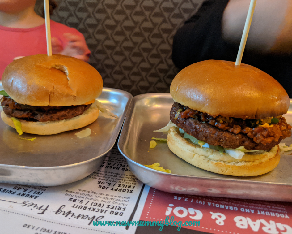The Miller Cheltenham vegan food review - Moving Mountain burger 